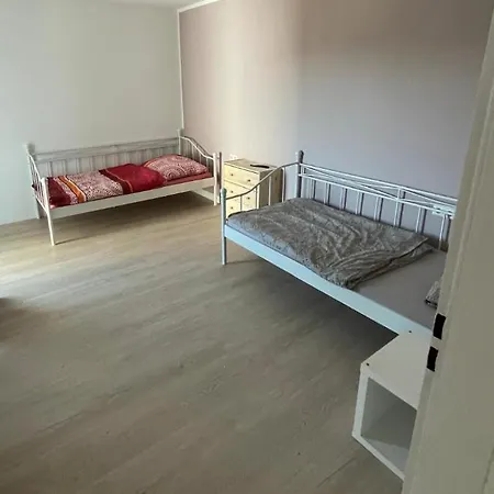 아파트 4-zimmer-wohnung 126 라어
